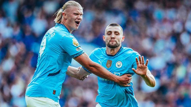 許多球迷和 許多球迷和